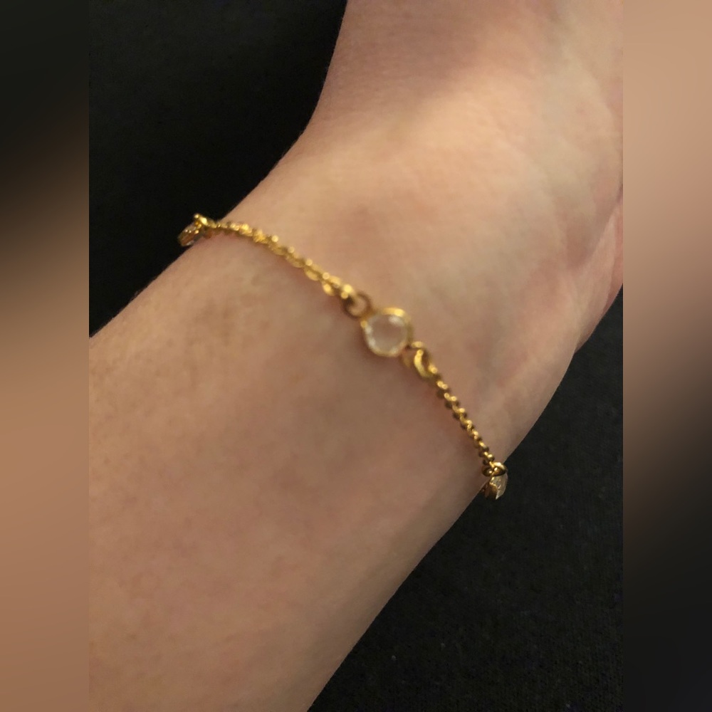 Delicate gold tone chain bracelet with small crystal rhinestones - Picture 4 of 6